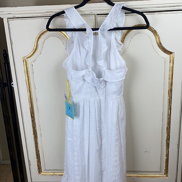 CeCe White Eyelet APR Daycassion Dress - Picture 2 of 11